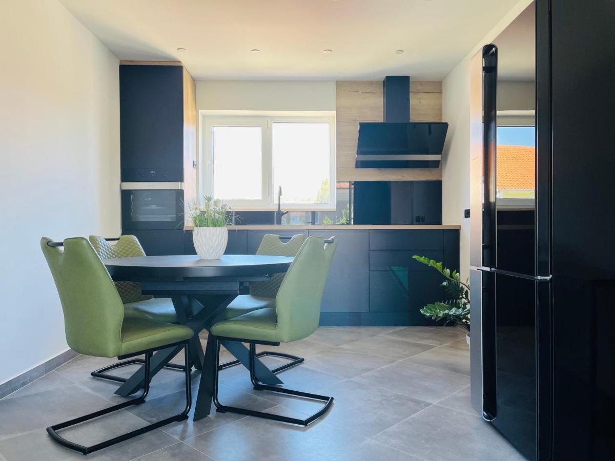 טרוגיר Kia Ora Apartment מראה חיצוני תמונה