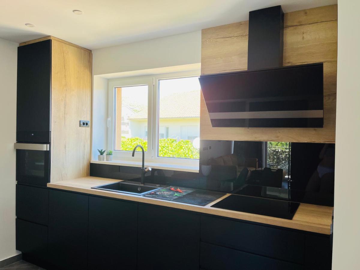 טרוגיר Kia Ora Apartment מראה חיצוני תמונה